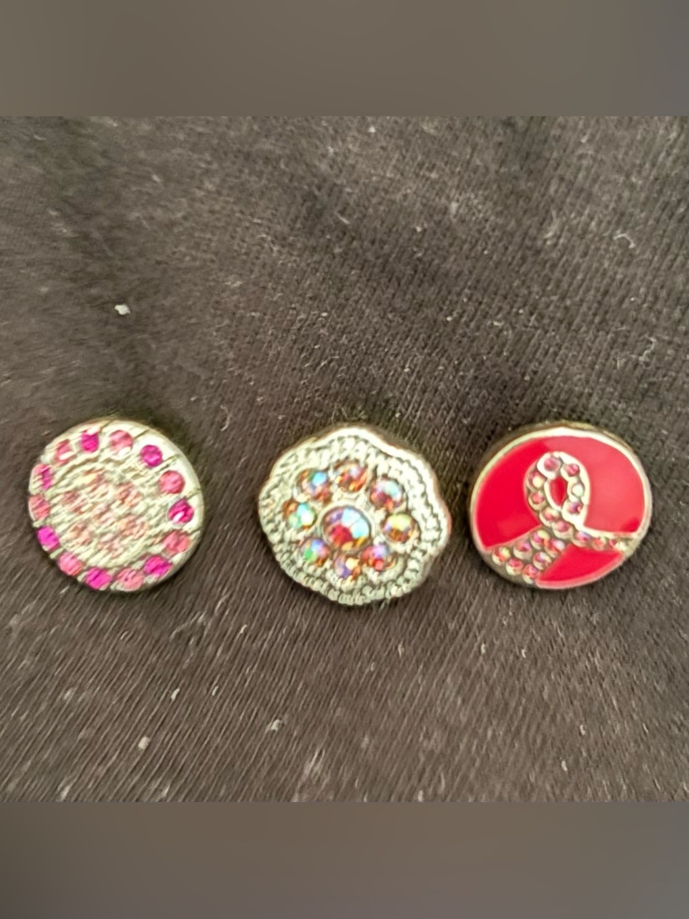 Multicolor Crystal Original Dots with Red Accent